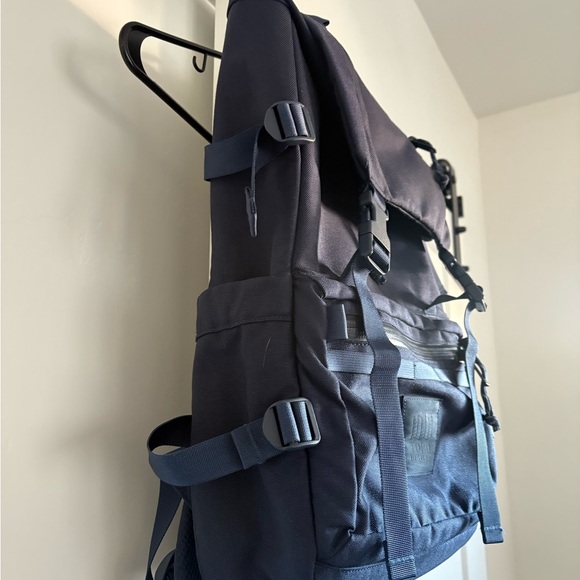 Topo Designs Rover Tech backpack navy - Picture 7 of 10